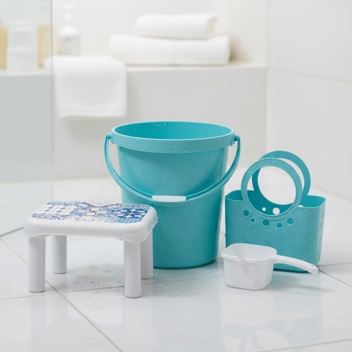 Pack hamam couleur bleu -un seau 25 l ,une chaise et broc avec bec pratique et un panier assortis