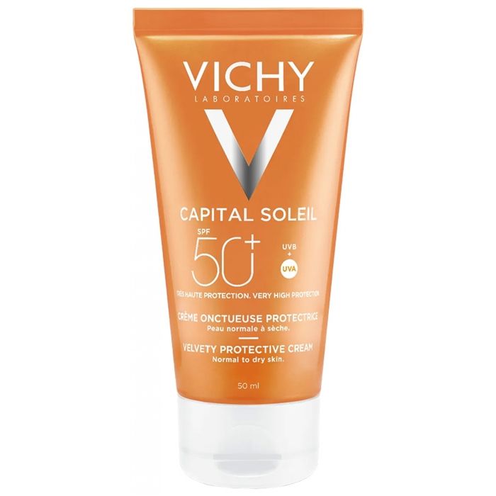 Crème solaire visage SPF50+ offre une texture onctueuse pour un fini velouté