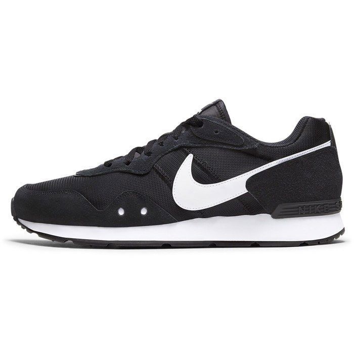 NIKE VENTURE RUNNER